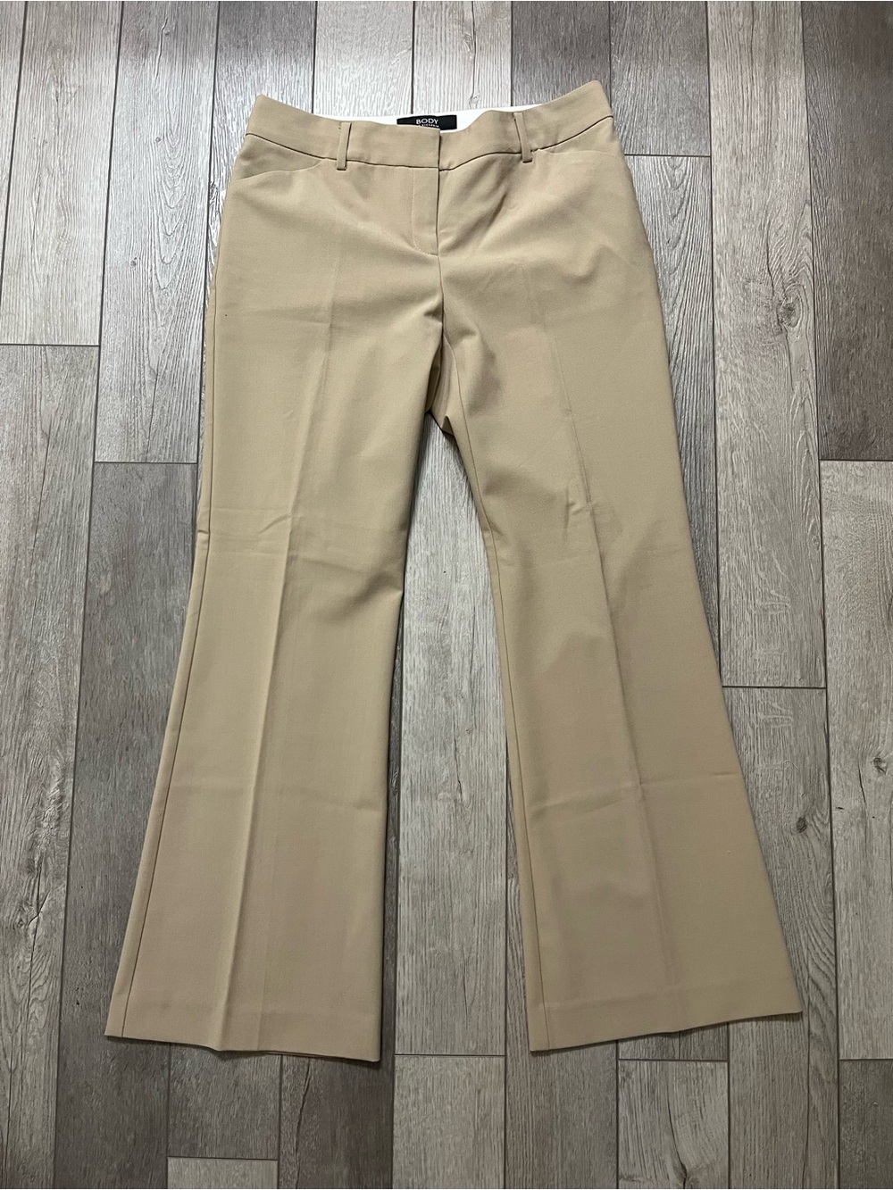 Victoria's Secret The Christie Fit Flare Leg Dress Pants Size 6 Short